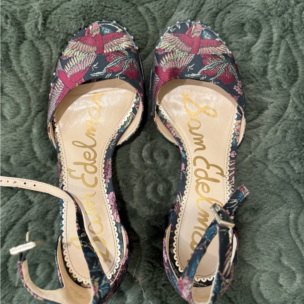 Sam Edelman Women's Floral Sandals - Black and Pink